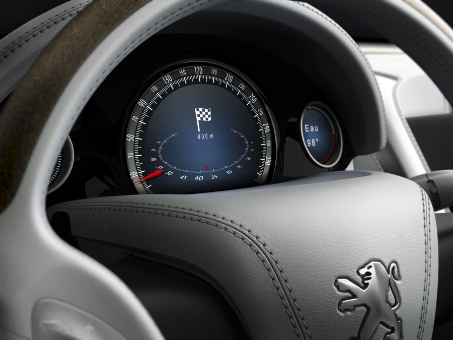 Панель приборов Peugeot 908 RC Concept 2006 года  (фото 15 из 28)